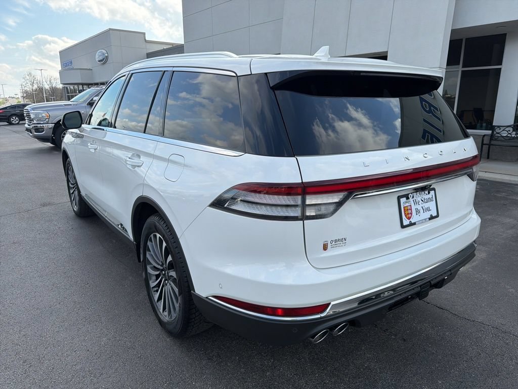 Used 2023 Lincoln Aviator Reserve w/ Equipment Group 201A AWD/4WD image 3