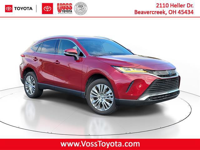 Certified 2021 Toyota Venza XLE image 1
