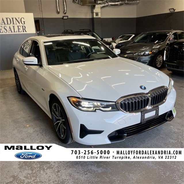 Used 2022 BMW 330e xDrive w/ Driving Assistance Package image 1