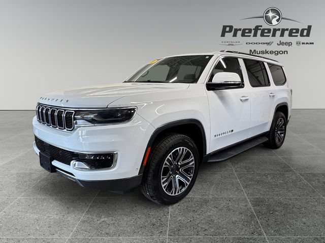 Used 2022 Jeep Wagoneer Series III AWD/4WD image 10