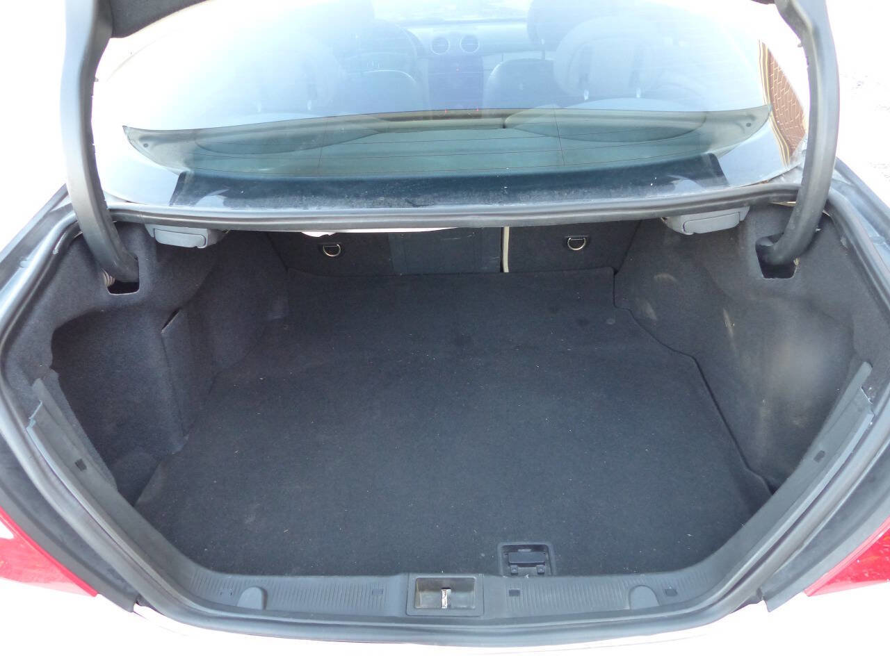 Used 2009 Mercedes-Benz CLK 350 Coupe image 34