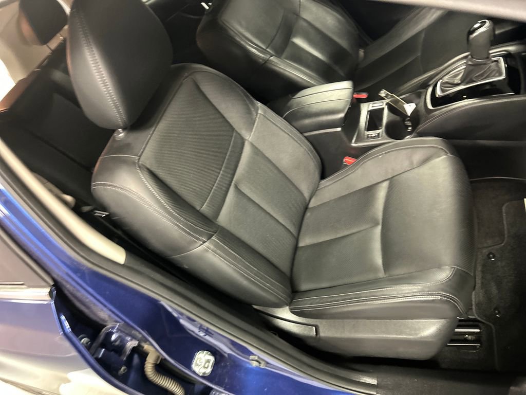 Used 2018 Nissan Rogue SL image 23
