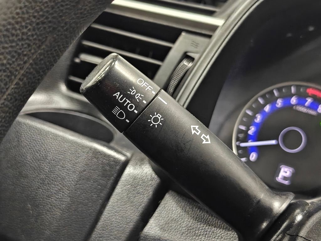 Used 2019 Honda Fit LX image 30