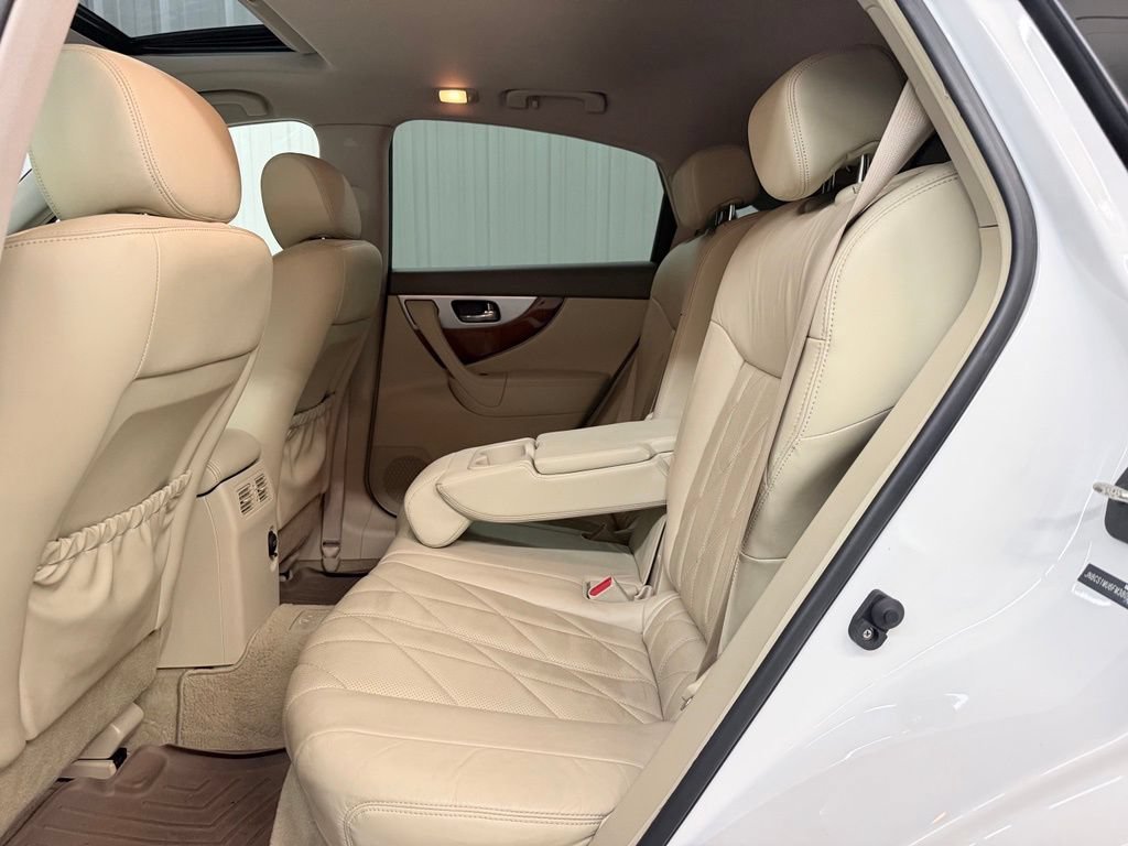 Used 2015 INFINITI QX70 2WD w/ Premium Package image 31