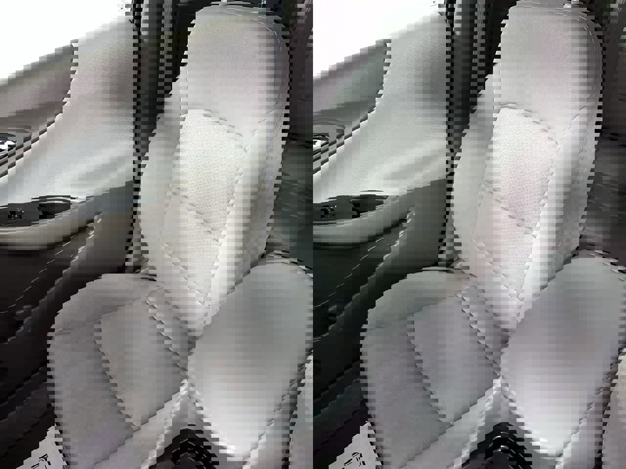 Used 2023 Chevrolet Malibu LS image 25