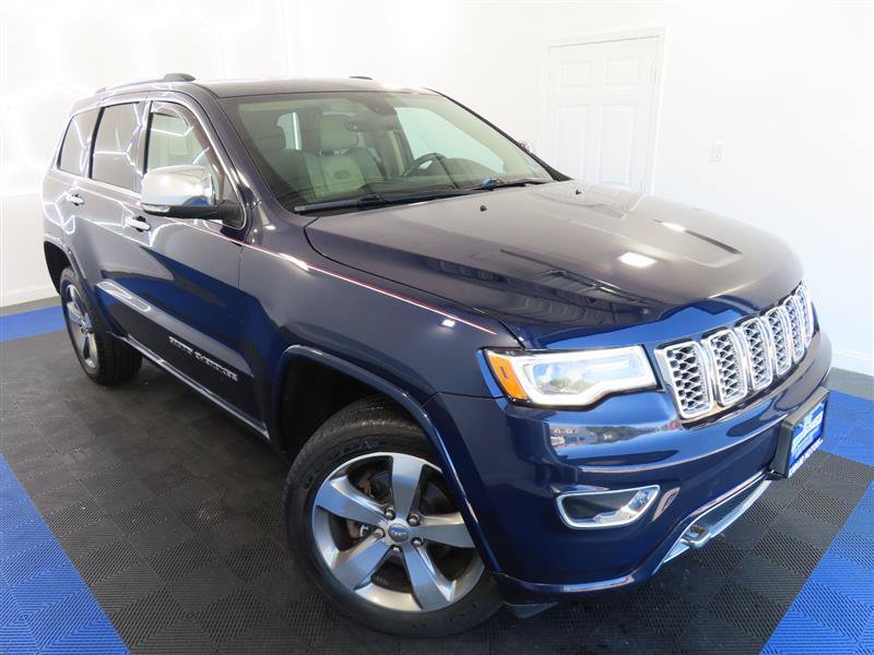 Used 2017 Jeep Grand Cherokee Overland AWD/4WD image 5