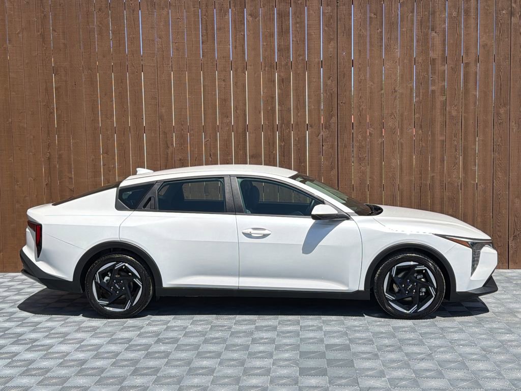 Used 2025 Kia K4 EX FWD image 12
