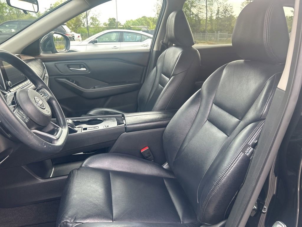 Certified 2023 Nissan Rogue SV image 11