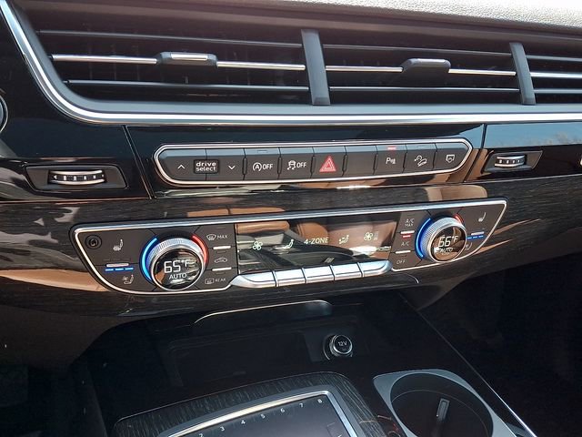 Used 2019 Audi Q7 3.0T Premium Plus w/ Premium Plus Package image 16