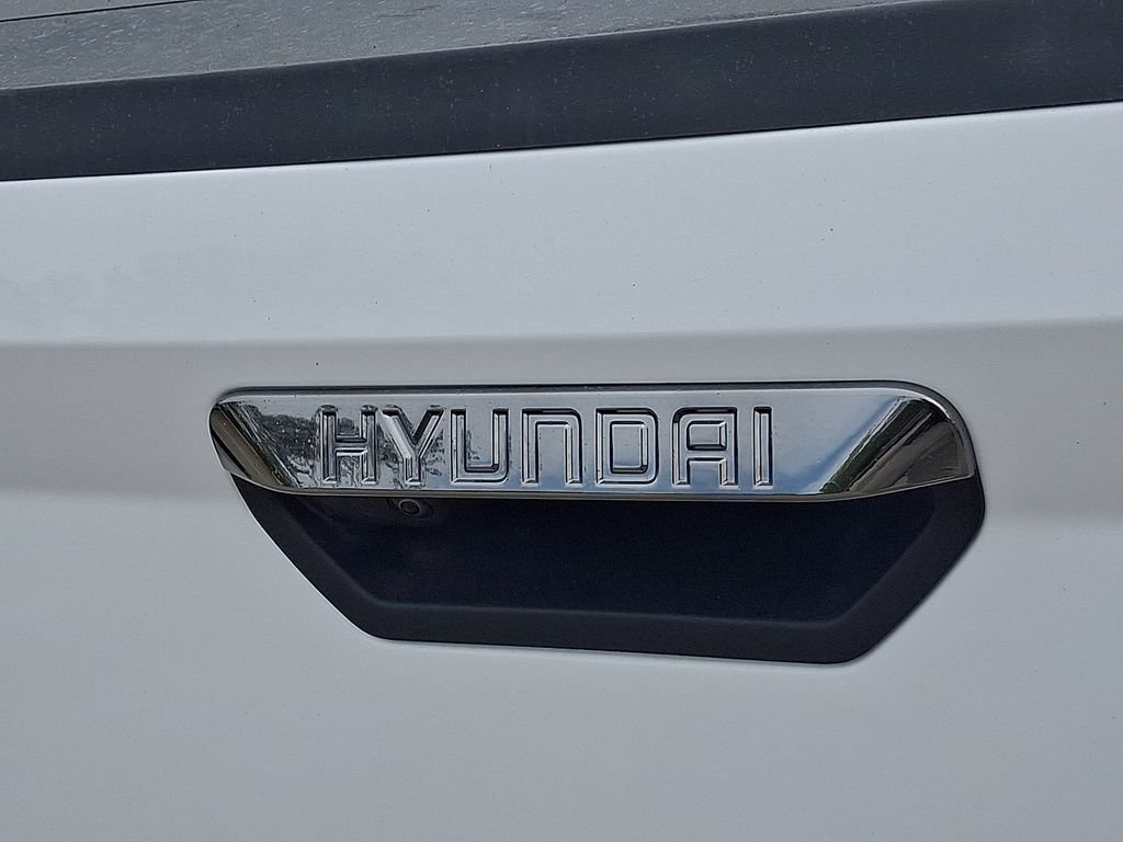 Used 2025 Hyundai Santa Cruz Limited AWD/4WD image 31