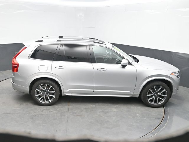 Used 2018 Volvo XC90 T6 Momentum w/ Convenience Package AWD/4WD image 39
