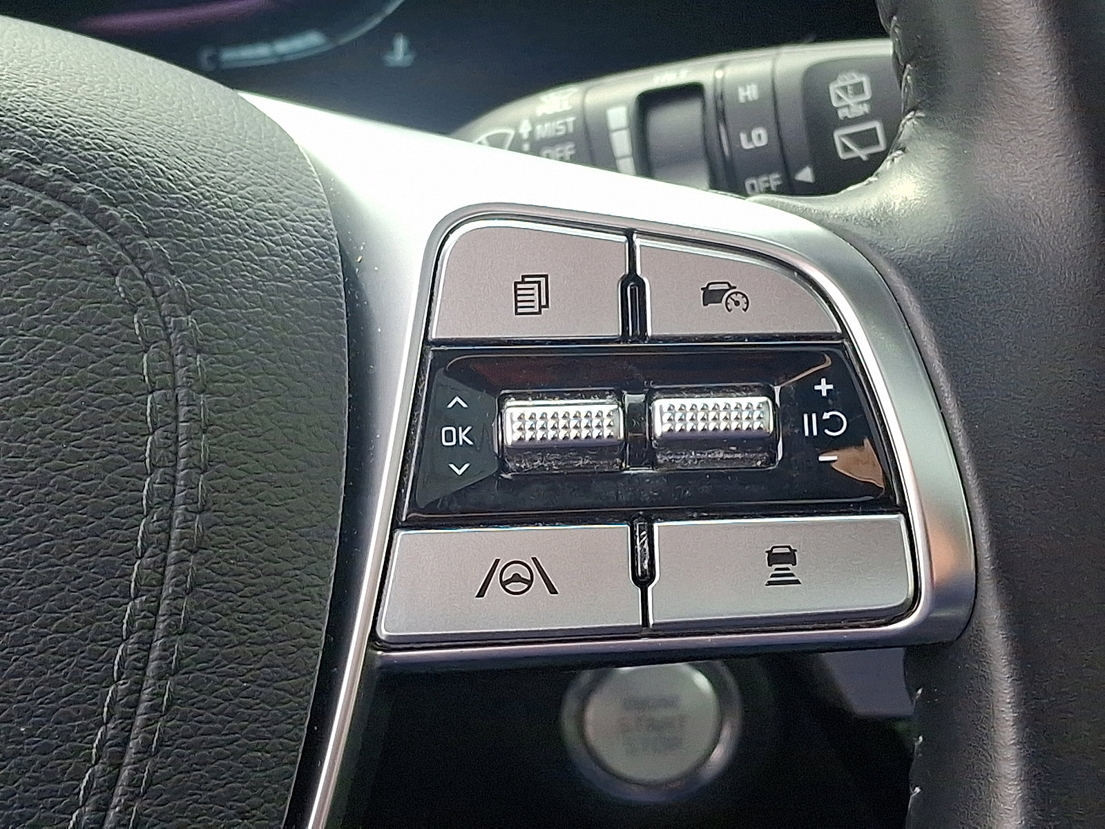 Certified 2023 Kia Telluride S w/ S Sunroof Package image 23