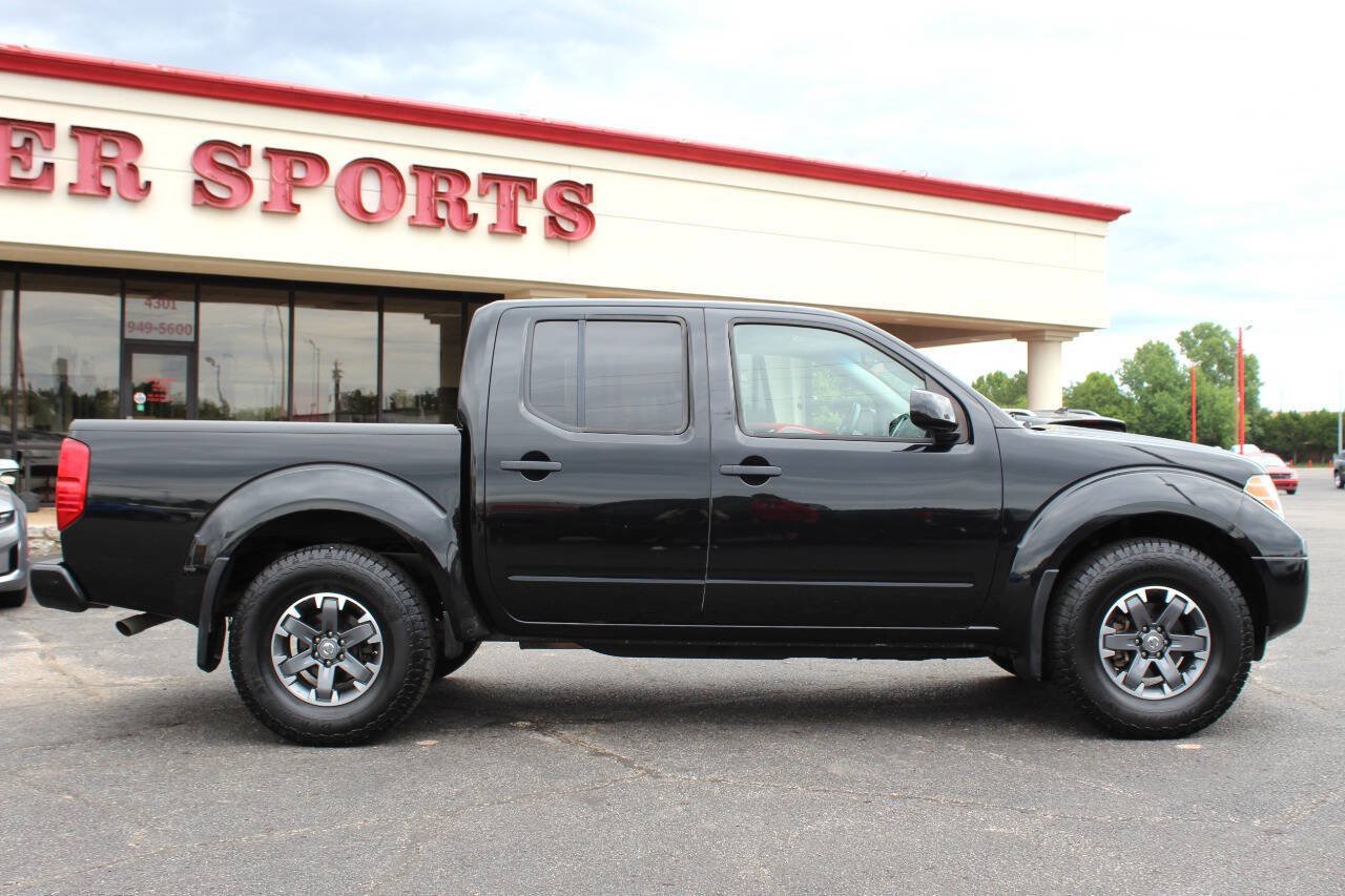 Used 2018 Nissan Frontier PRO-4X AWD/4WD image 3