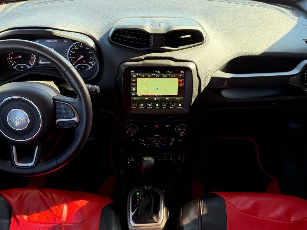 Used 2022 Jeep Renegade Latitude w/ Sun/Sound Group image 11