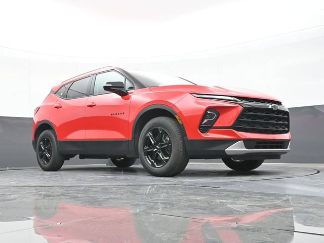 Used 2024 Chevrolet Blazer LT w/ Midnight/Sport Edition FWD image 52
