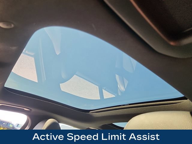Used 2019 Mercedes-Benz E 300 4MATIC image 18