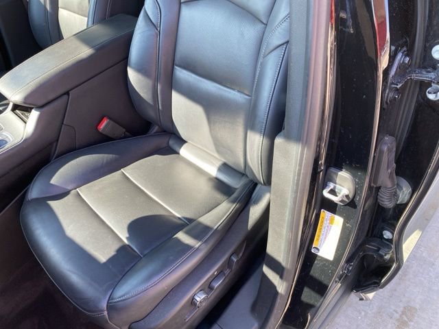 Used 2019 Cadillac XT4 Premium Luxury AWD/4WD image 19