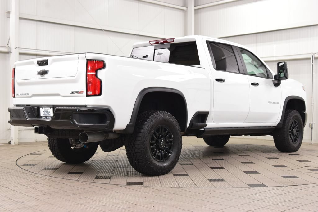 Used 2026 Chevrolet Silverado 2500 ZR2 AWD/4WD image 8