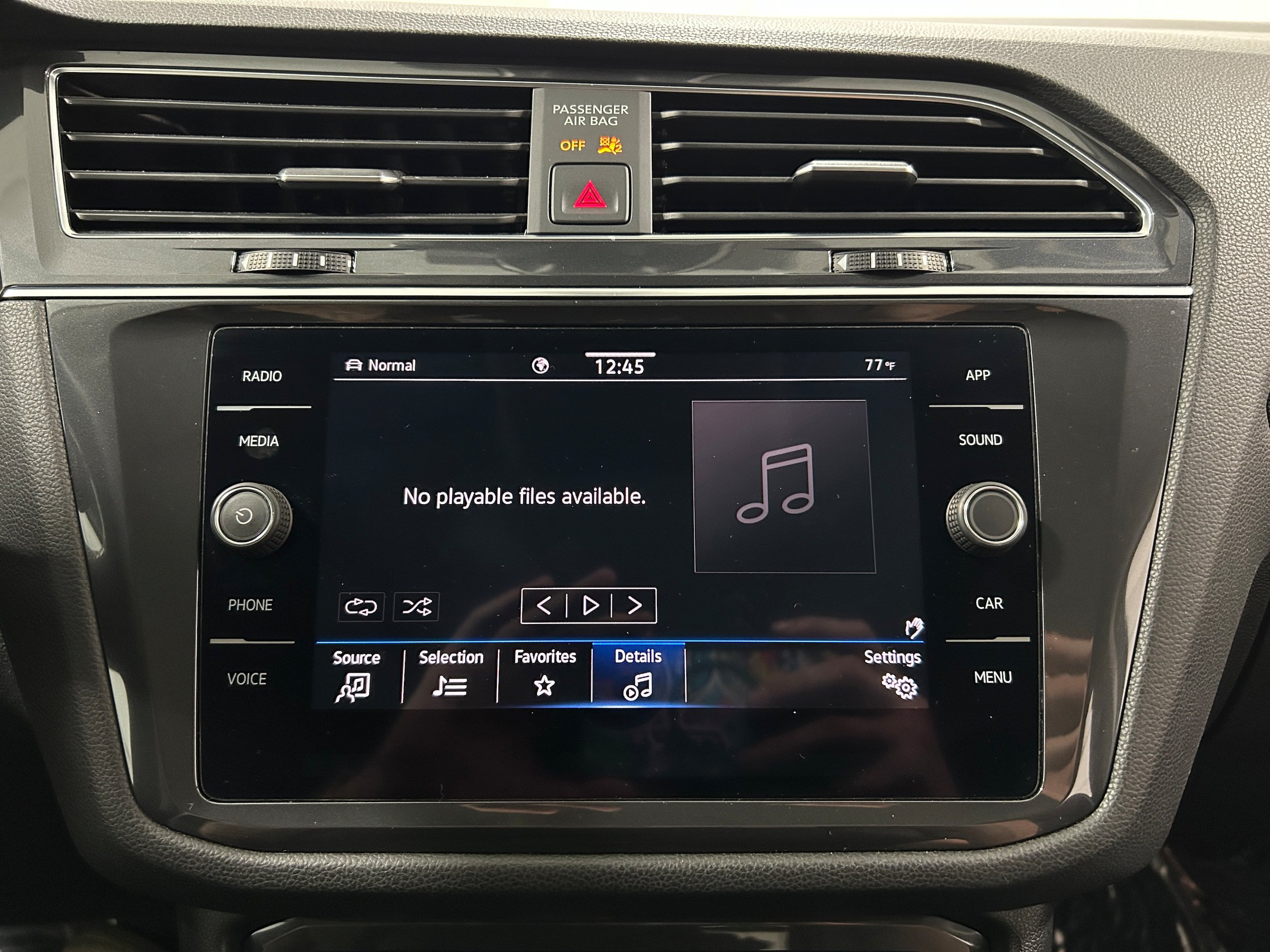 Used 2022 Volkswagen Tiguan SE AWD/4WD image 6