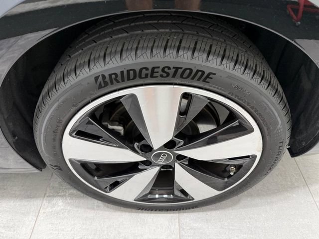 Used 2025 Audi A5 2.0T Premium w/ Convenience Package AWD/4WD image 5