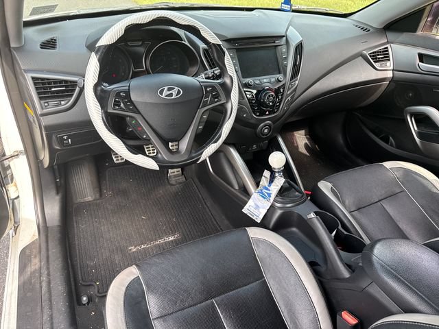 Used 2015 Hyundai Veloster Turbo FWD image 19
