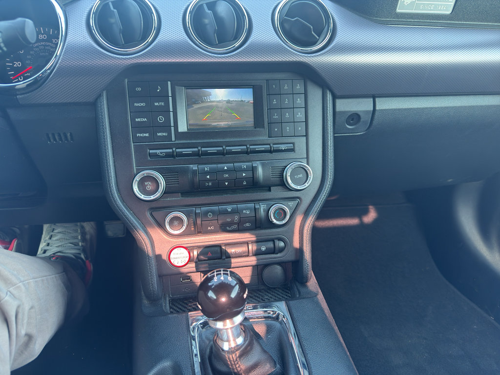 Used 2017 Ford Mustang GT w/ Black Accent Package RWD image 12