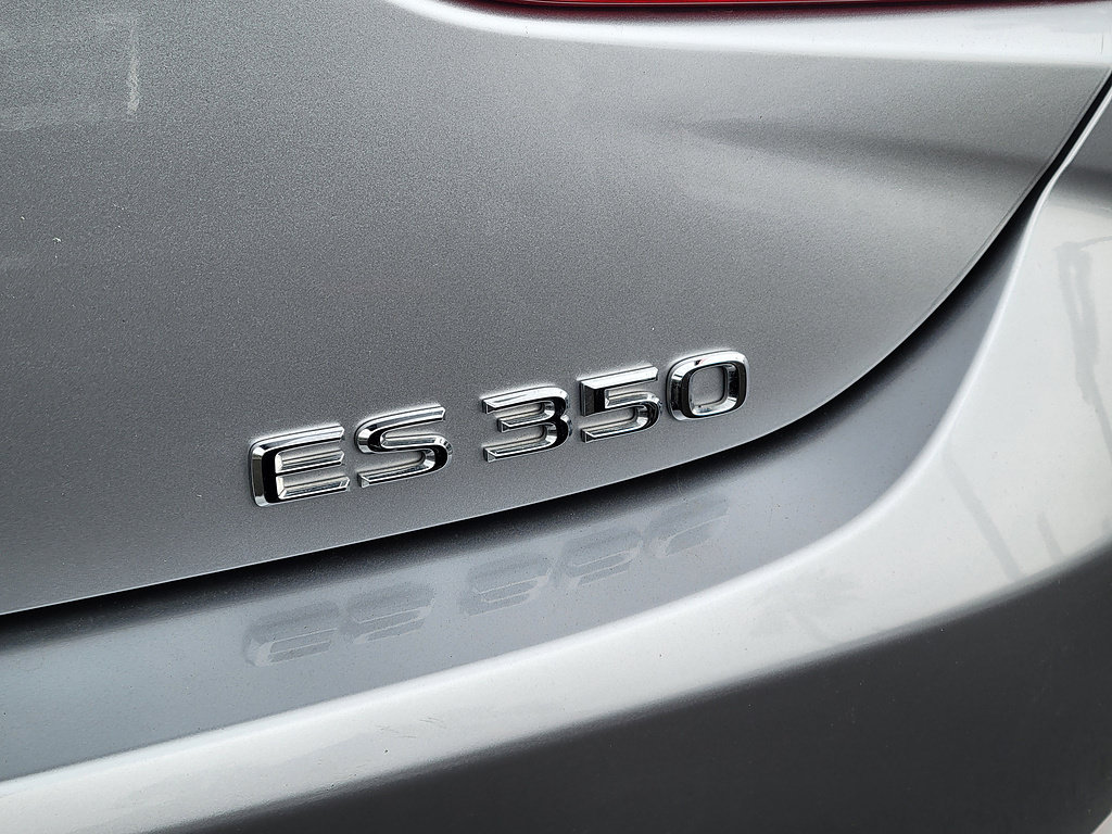 Used 2022 Lexus ES 350 w/ Accessory Package FWD image 6