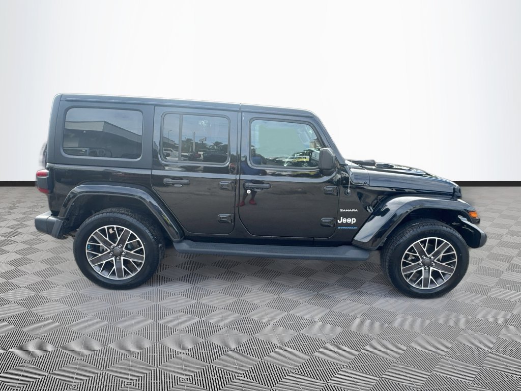 Certified 2023 Jeep Wrangler Unlimited Sahara w/ Cold Weather Group AWD/4WD image 5
