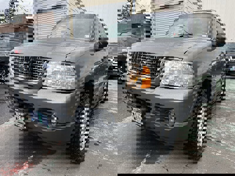Used 2003 Ford Explorer XLT AWD/4WD image 1