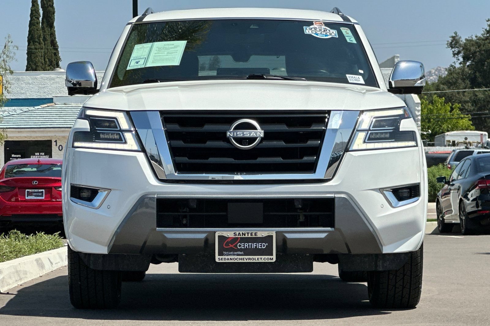 Used 2023 Nissan Armada Platinum w/ Captain's Chairs Package AWD/4WD image 9