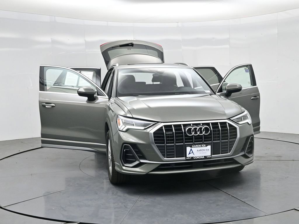 Used 2025 Audi Q3 2.0T Premium AWD/4WD image 38