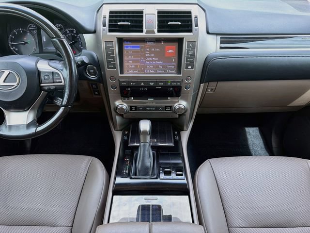 Used 2021 Lexus GX 460 Premium w/ Premium Package AWD/4WD image 19