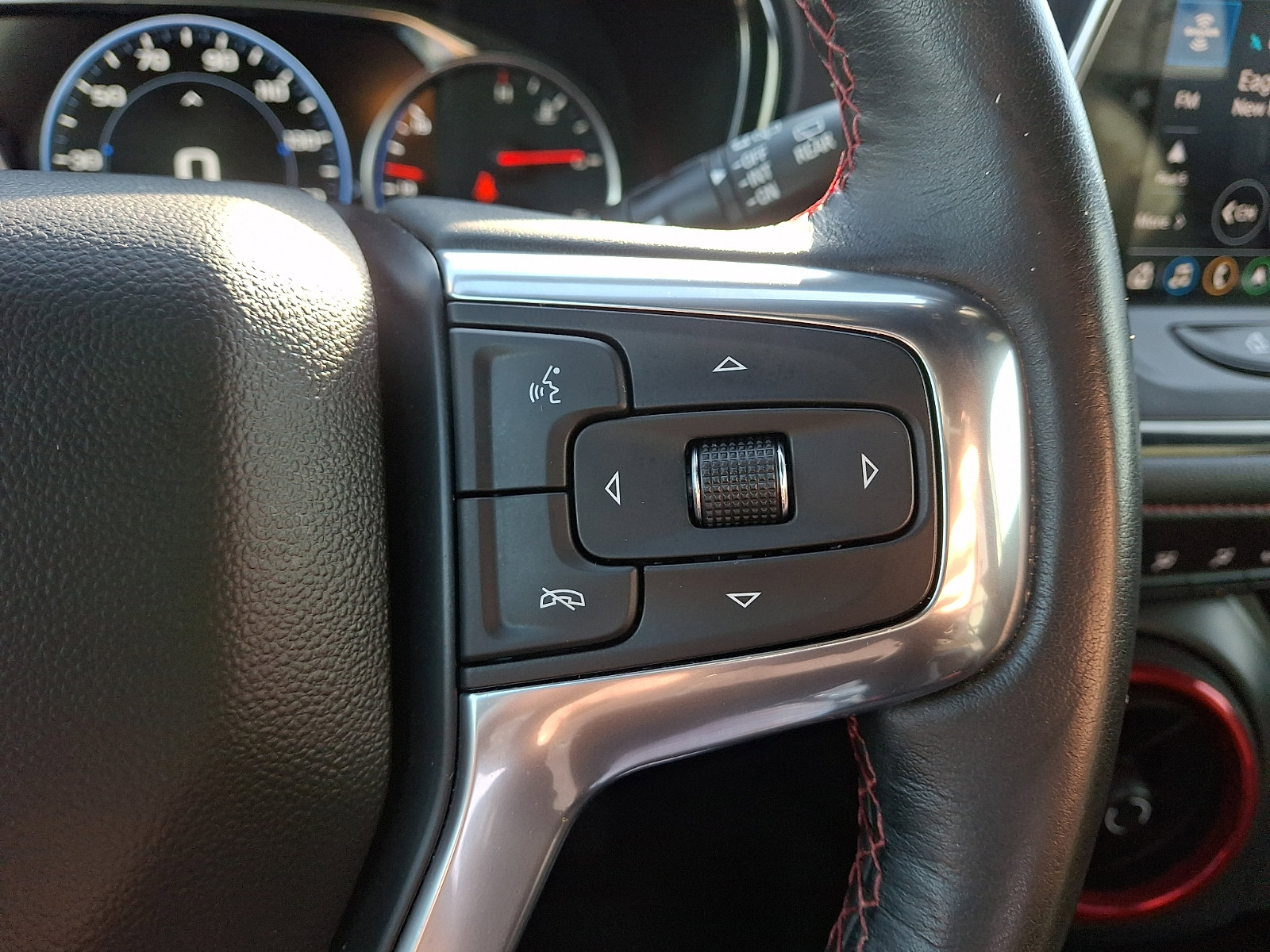 Used 2022 Chevrolet Blazer RS w/ Enhanced Convenience Package image 21