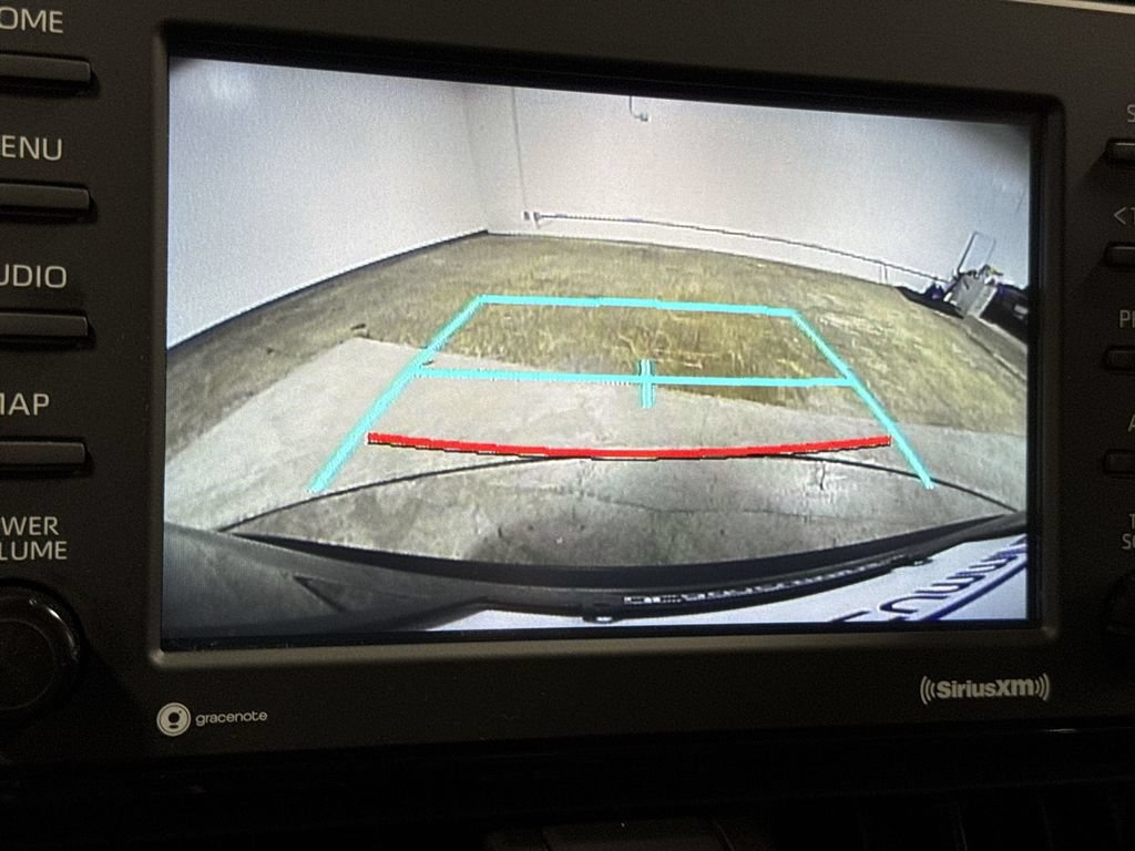 Used 2022 Toyota RAV4 LE FWD image 15