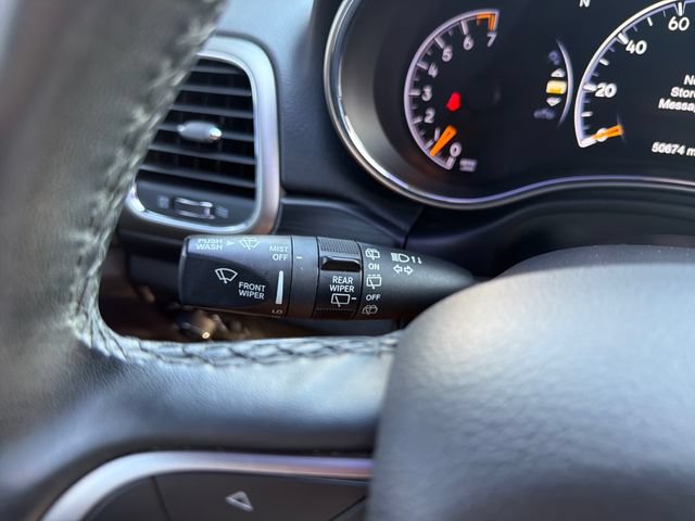 Used 2021 Jeep Grand Cherokee Laredo X AWD/4WD image 16