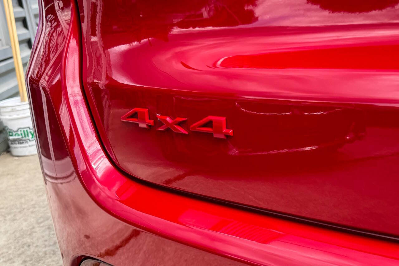 Used 2024 Jeep Compass Limited w/ Sun and Sound Group image 33