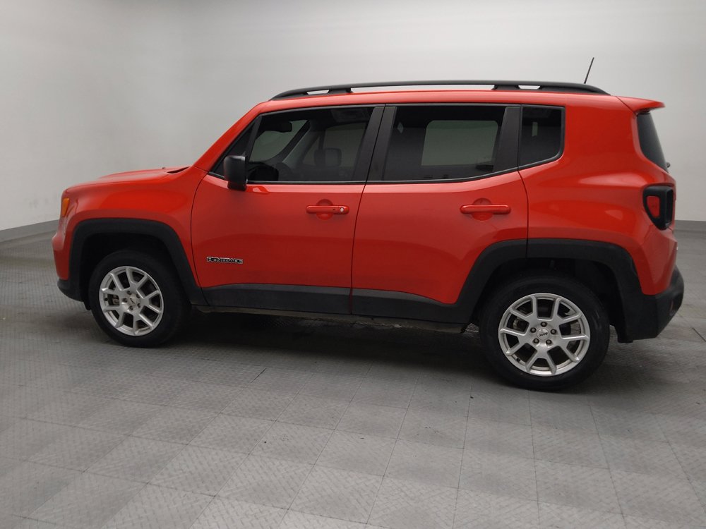 Used 2022 Jeep Renegade Latitude w/ Convenience Group AWD/4WD image 3