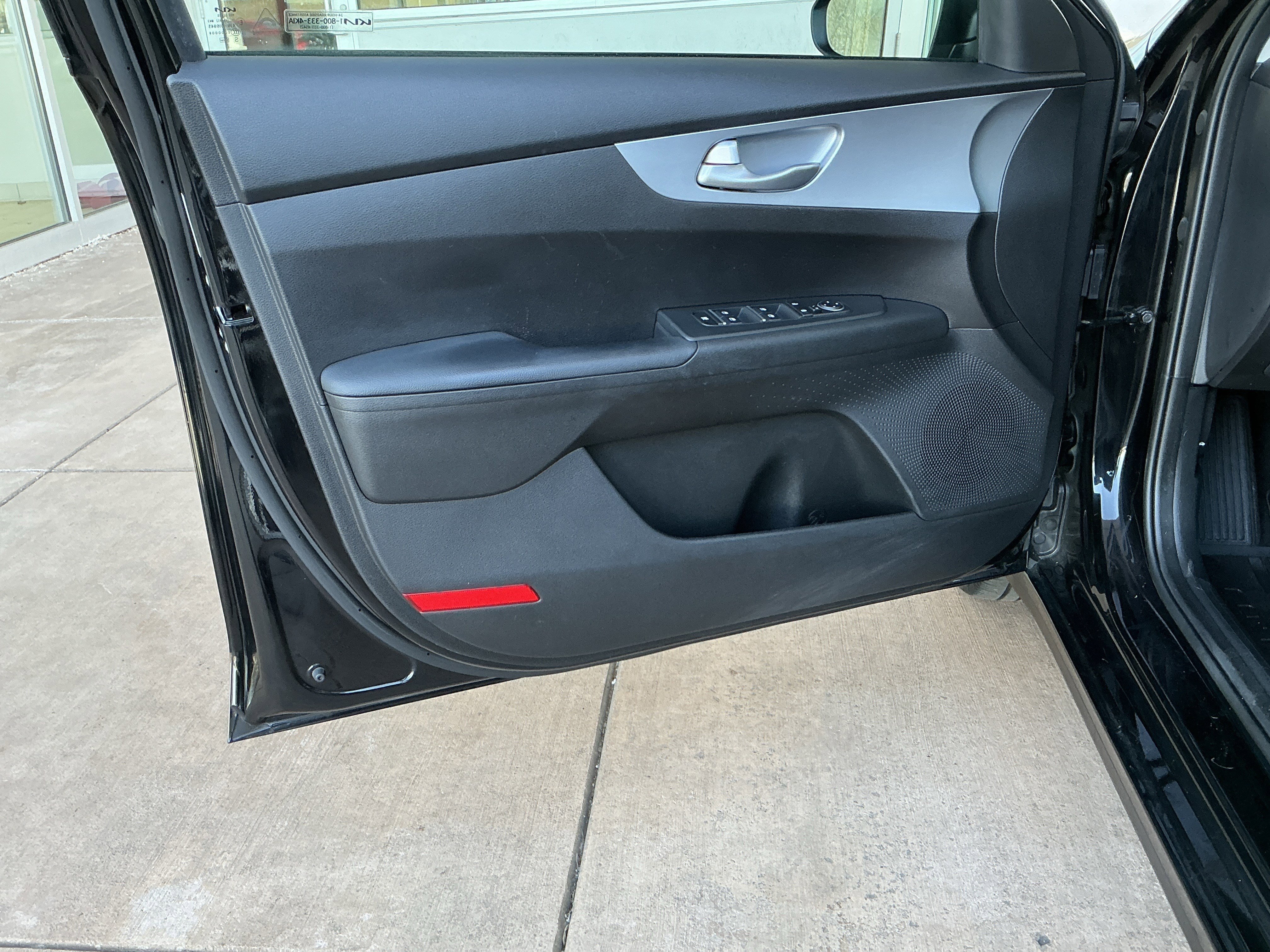 Used 2023 Kia Forte LXS w/ LXS Technology Package image 14