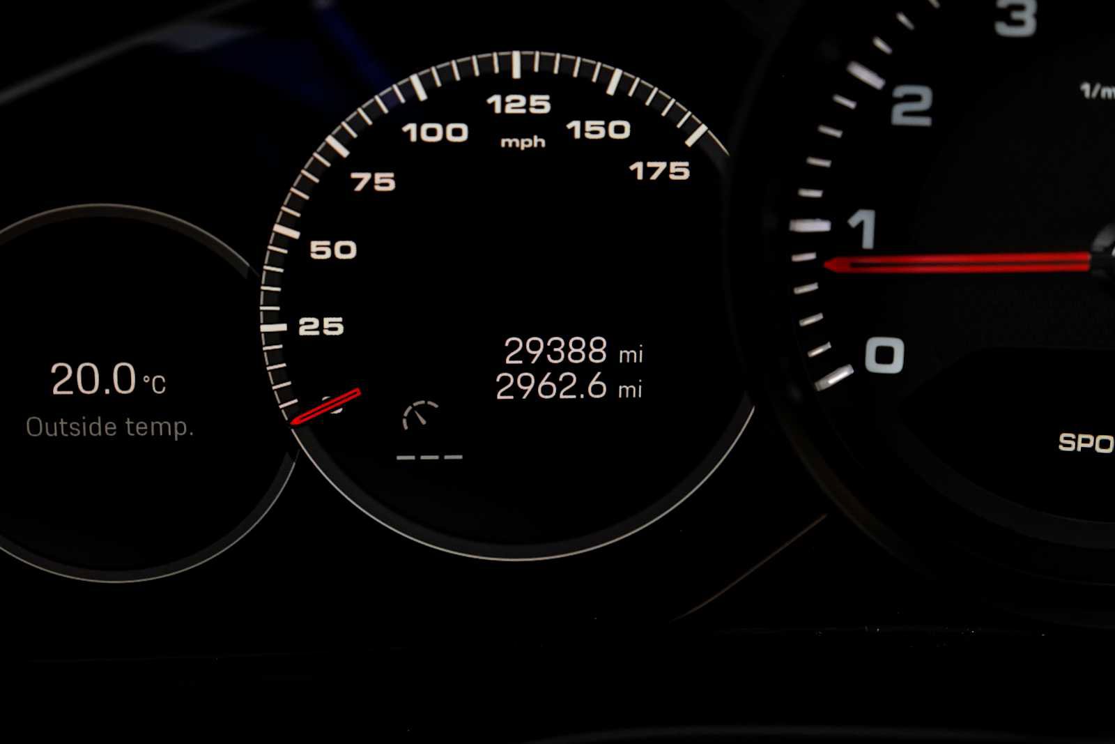 Used 2022 Porsche Cayenne image 19