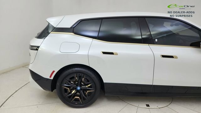 Used 2023 BMW iX M60 w/ Executive Package image 7