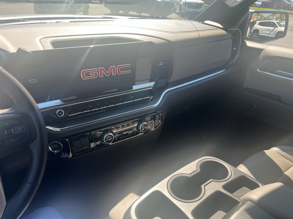 Used 2026 GMC Sierra 1500 SLT RWD image 10