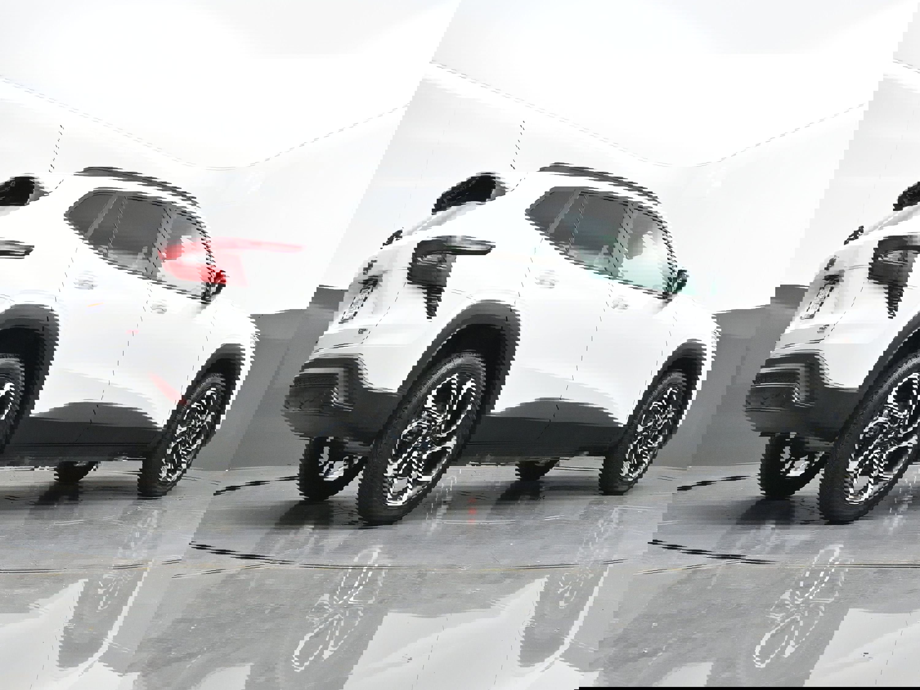 Certified 2025 Chevrolet Trax RS w/ Driver Confidence Package image 44