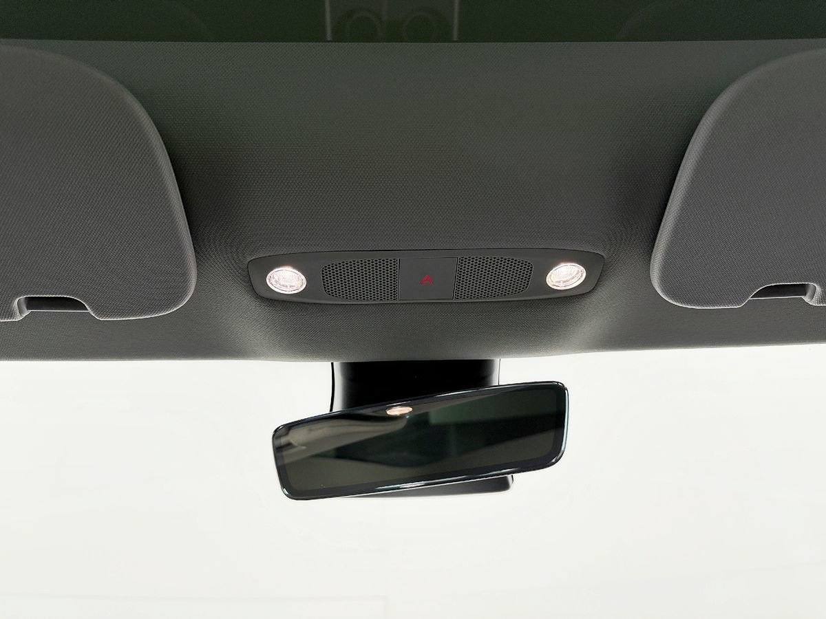 Used 2023 Tesla Model 3 Standard Range RWD image 47