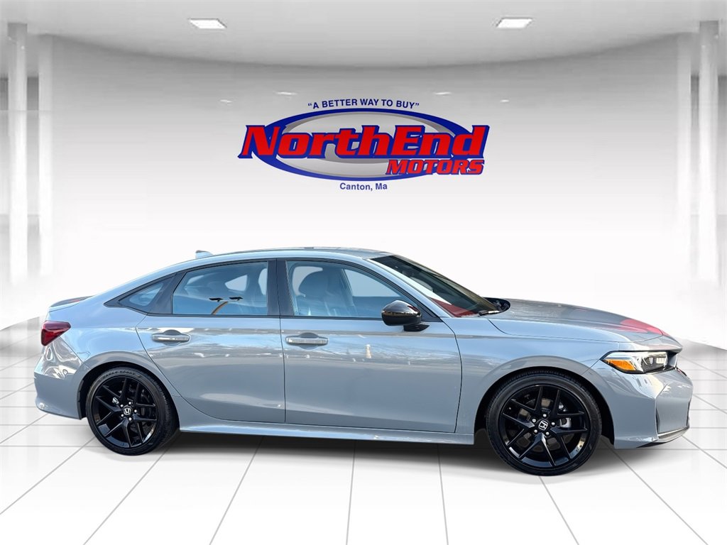 Used 2025 Honda Civic Sport image 2