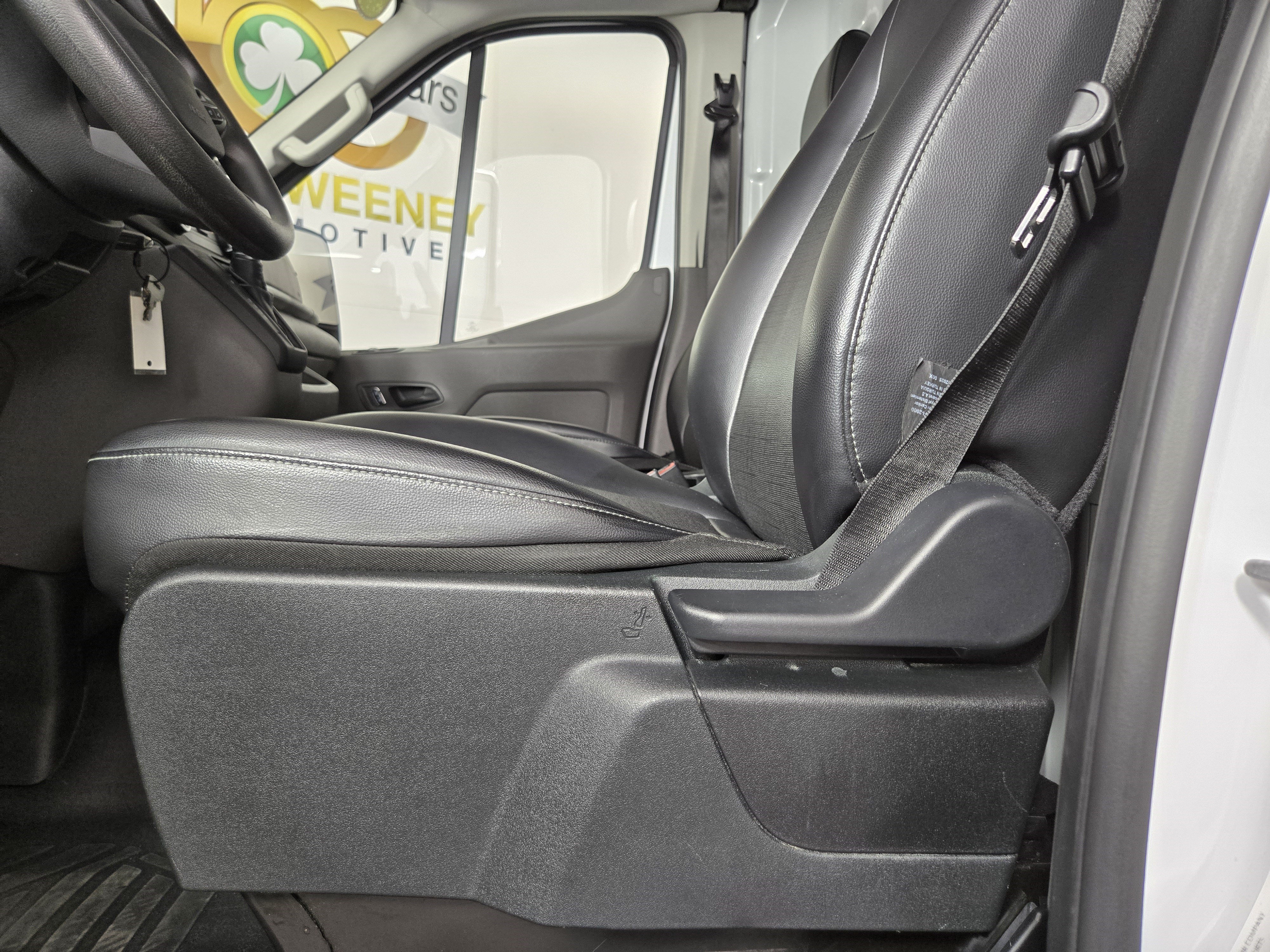 Used 2025 Ford Transit 250 148 High Roof Extended w/ Load Area Protection Package RWD image 28
