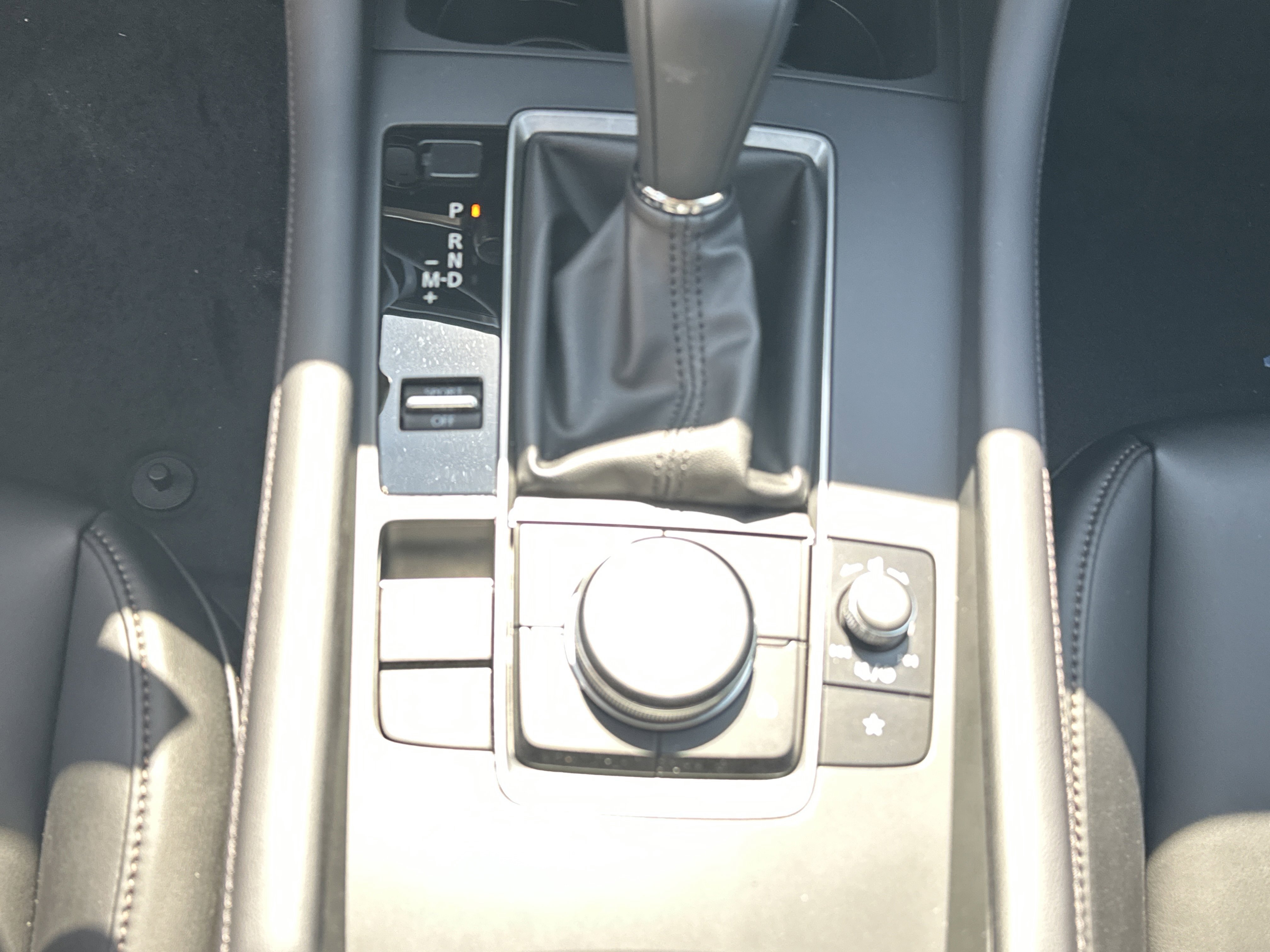 New 2026 MAZDA MAZDA3 2.5 S Sedan w/ Preferred Pkg image 17