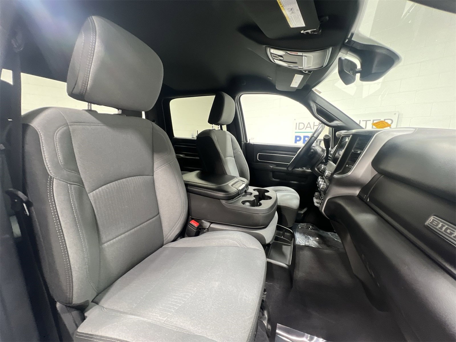 Used 2024 RAM 3500 Big Horn image 23