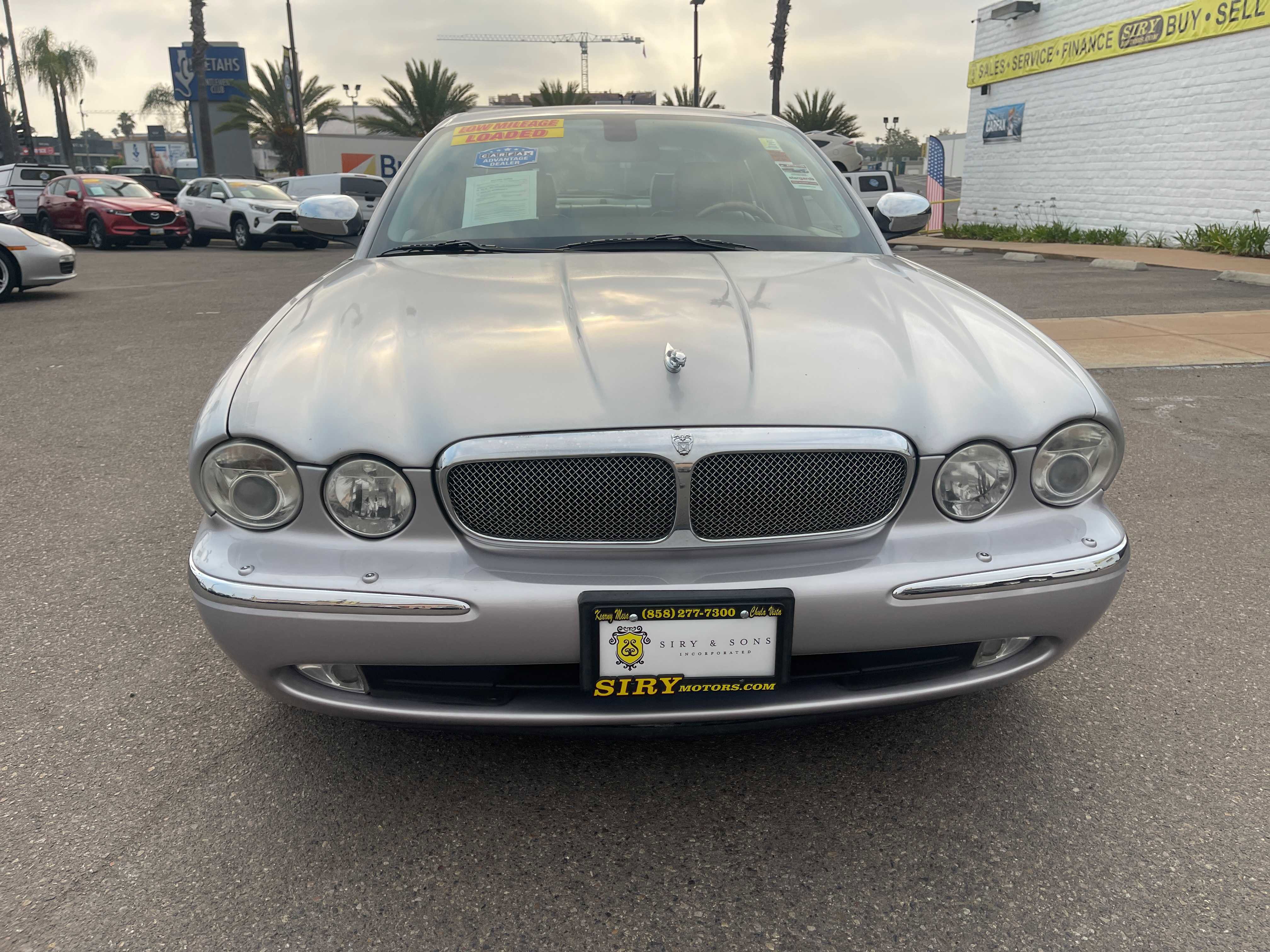 Used 2006 Jaguar XJ8 L XJ VANDEN PLAS SEDAN 4D image 8