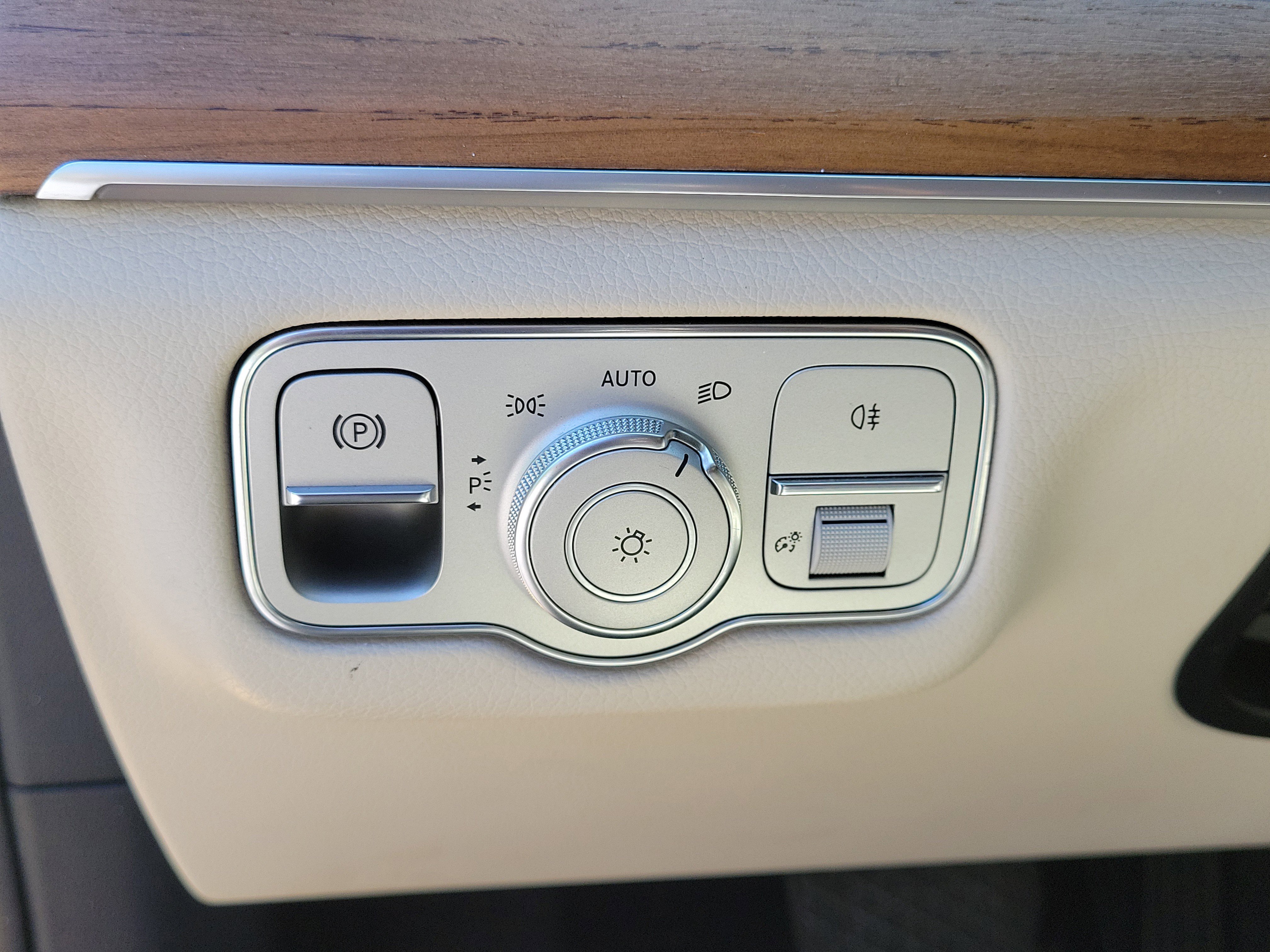 Used 2023 Mercedes-Benz GLE 350 4MATIC image 14