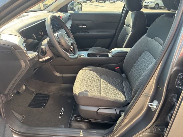 Used 2026 Nissan Kicks SV image 17
